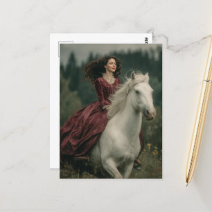 Eine Frau reitet ein graues Pferd in einem Kleid Postkarte