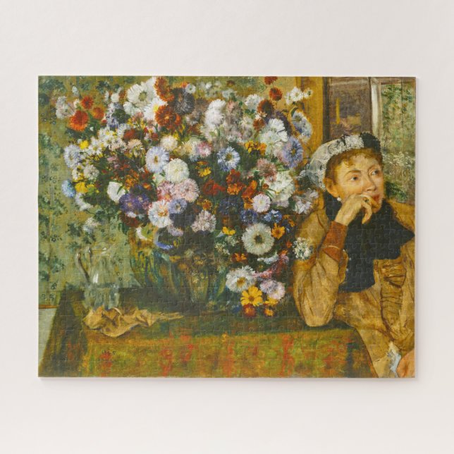 Eine Frau sitzt neben einer Vase von Blume Degas 1 (Horizontal)