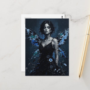 Eine Glitch-Fee mit blauen Blumen Postkarte