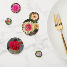 Eine Gruppe von Blume Konfetti