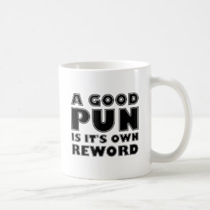 Eine gute Puppe, die sich in die Sonne legt Kaffeetasse
