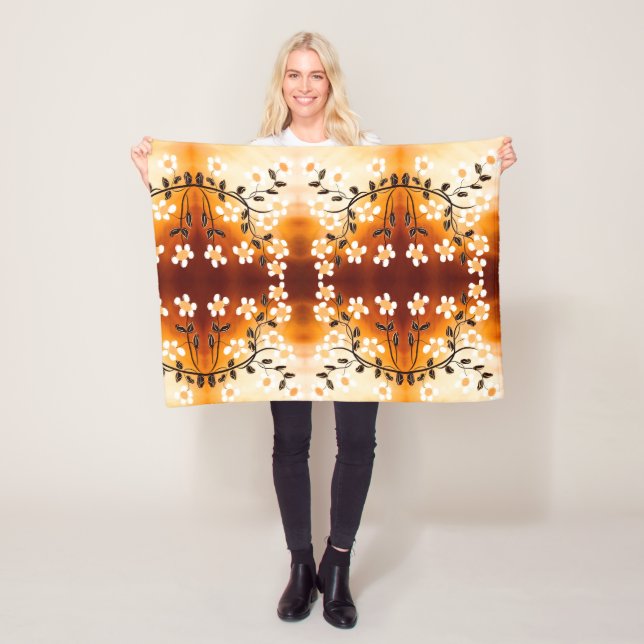 Eine hübsch weiße Blumenschrift mit Gelb Fleecedecke (Beispiel)