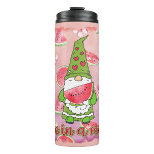 Eine in einem Melon Green Gnome & Watermelon Thermosbecher
