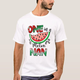 Eine in einem Melon Nan Wassermelon Matching Famil T-Shirt