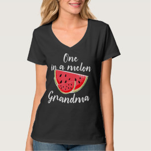 Eine in einem Melon Oma Waterlemon Sommerurlaub T-Shirt