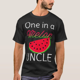 Eine in einem Melon Onkel Geburtstagsparty Sommerm T-Shirt