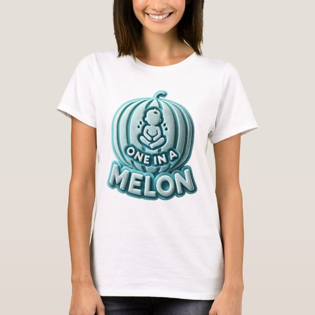 Eine in einer Melon Baby-Ankündigung T-Shirt (Vorderseite)
