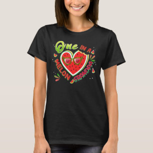 Eine in einer Melon Großpa Familie, die Melon Birt T-Shirt