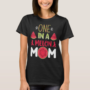 Eine in einer Melon-Mama Wassermelone, die zum Geb T-Shirt