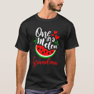 Eine in einer Melon-Oma-Geburtstags-Matchfamilie T-Shirt