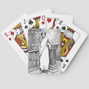 Eine junge Frau in Indien Spielkarten