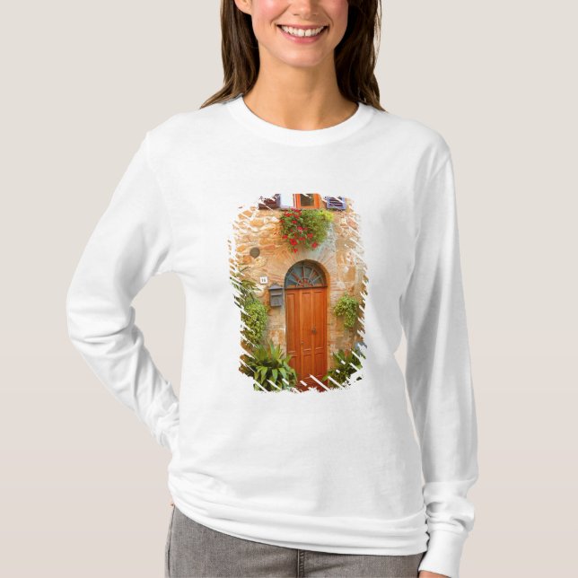 Eine Katze sucht Eintritt in die Zuhause in Pienza T-Shirt (Vorderseite)