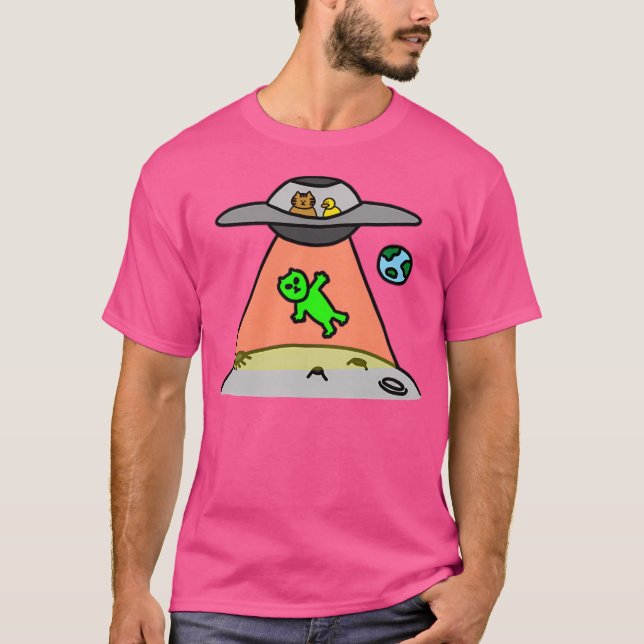 Eine Katze und eine Ente im Ufo T-Shirt (Vorderseite)
