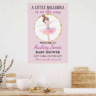 Eine kleine Ballerina ist auf dem Weg Baby Shower Poster