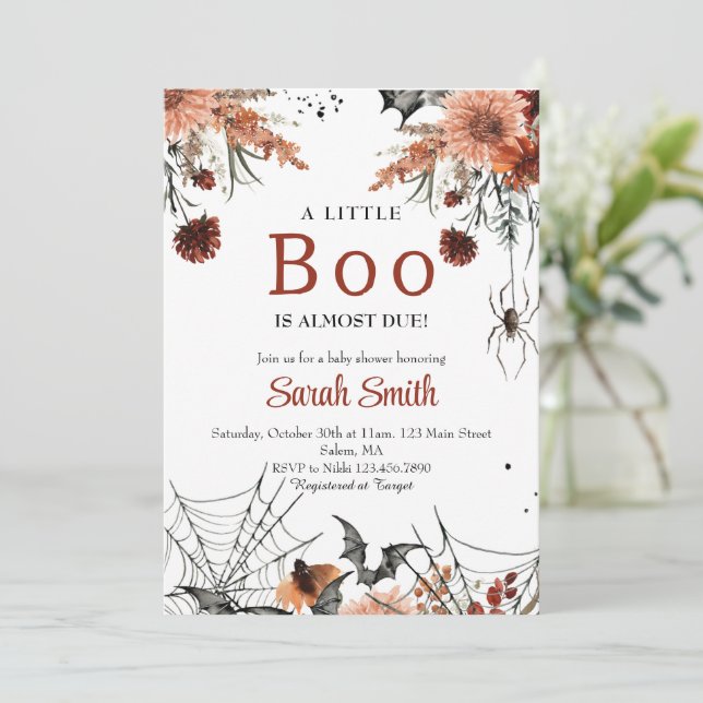 Eine kleine Blumen-Halloween-Babydusche Einladung (Stehend Vorderseite)