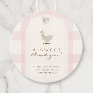 Eine kleine Gänsemädchen-Baby-Party Geschenkanhänger