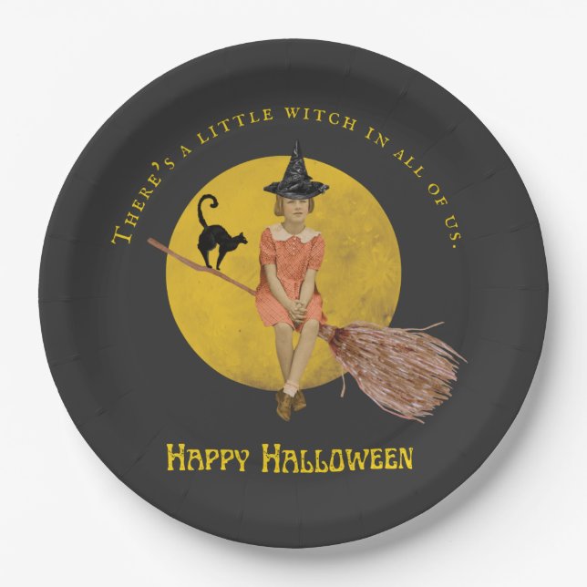Eine kleine Hexe in ganz uns Halloween Pappteller (Vorderseite)