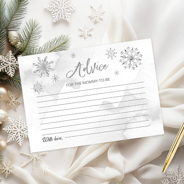 Eine kleine Schneeflocke ist auf dem Weg zur Graue (Von Creator hochgeladen)