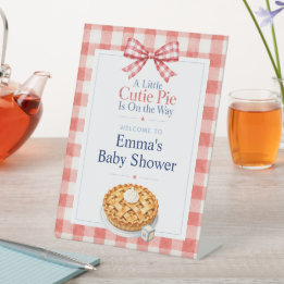 Eine kleine süße Baby Shower Begrüßung Sockelschild