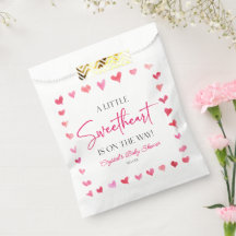 Eine kleine süße Red Pink Hearts Baby Dusche