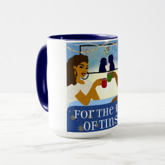 Eine komfortable Tasse, um Ihren Urlaubsfilm zu ge Tasse