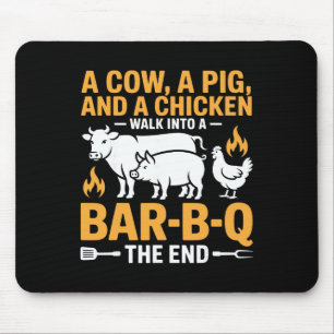 Eine Kuh ein Schwein und ein Huhn gehen in eine R Mousepad