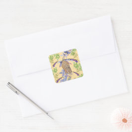Eine lustige Maus in einem Dickicht von Blume Quadratischer Aufkleber