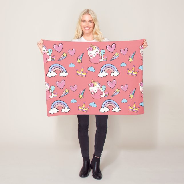 Eine magische Regenbogenpartei im Muster der Gebur Fleecedecke (Beispiel)