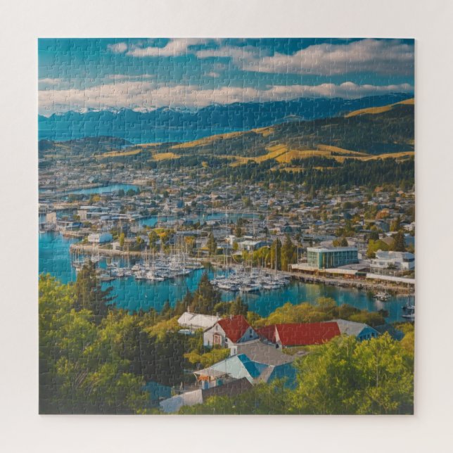 Eine malerische Küstenstadt (Vertikal)