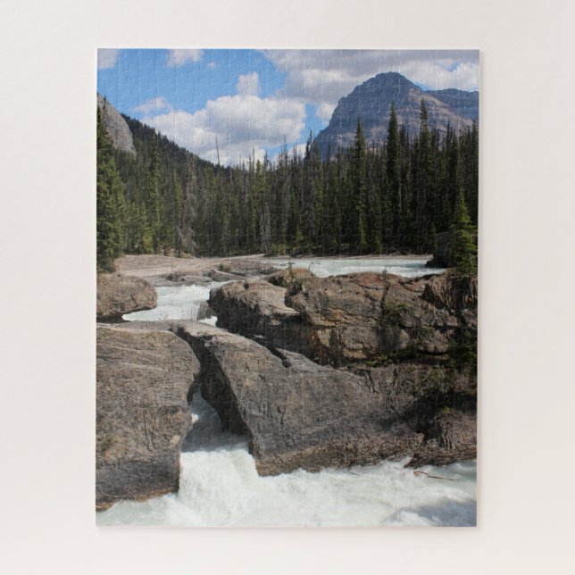 Eine natürliche Brücke im Rockies Jigsaw Puzzle (Vertikal)
