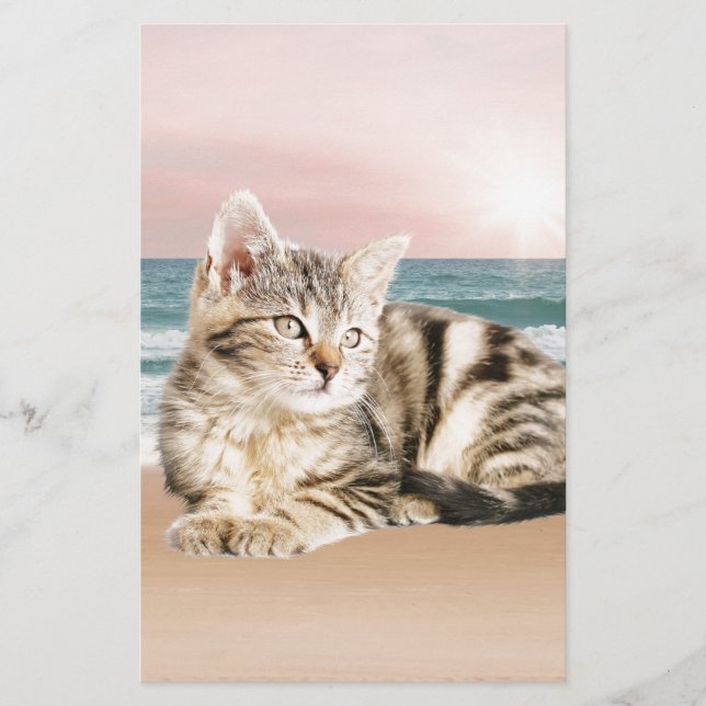 Eine Niedlichere gestreifte Katze am Strand mit So Briefpapier (Vorderseite)