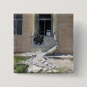 Eine raketenangetriebene Granate Button