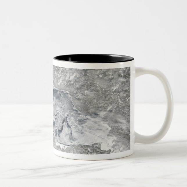 Eine relativ seltene Eisdecke Zweifarbige Tasse (Rechts)