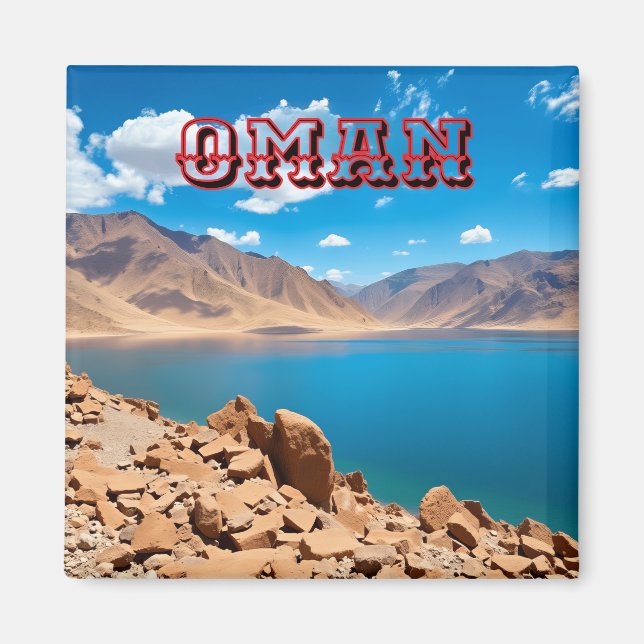 Eine ruhige, türkisfarbene Bucht an der Omani Magnet (Vorne)
