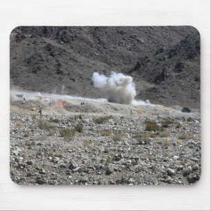 Eine Runde von einer kleinen AT-4 Mousepad