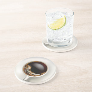 Eine Schale schwarzer Kaffee Getränkeuntersetzer