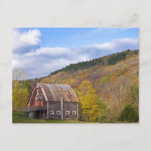 Eine Scheune in Vermonts grünen Bergen. Hancock, 3 Postkarte
