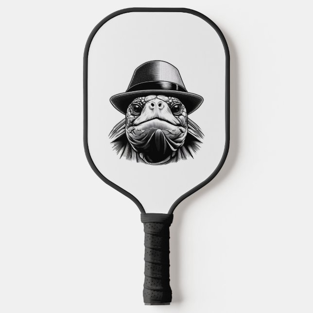 Eine Schildkröte mit Hut, klassisches Aussehen Pickleball Schläger (Vorderseite)