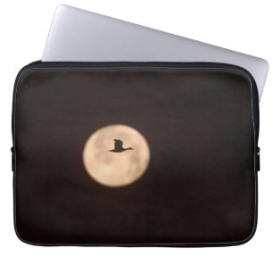 Eine Schneegose gegen Vollmond   Neu Mexiko Laptopschutzhülle