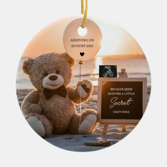 Eine schöne Digital-Schwangerschaftsankündigung am Keramik Ornament (Vorne)