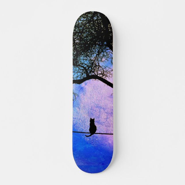 Eine schwarze Katze auf einem Draht Vollmond Skateboard (Vorne)
