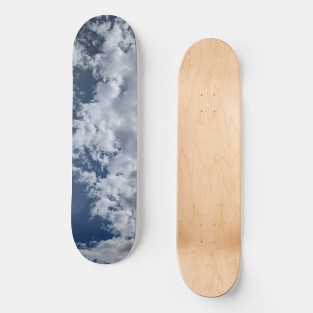 Eine Seite Wolken Skateboard (Vorderseite)