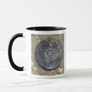 Eine simulierte Landmine Tasse
