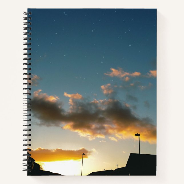 Eine sterngekrönte Straße Notizbuch (Vorderseite)