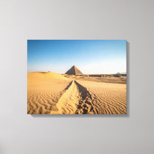 Eine Straße zur Pyramide Leinwanddruck