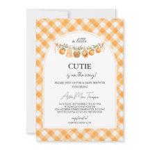 Eine süße kleine orange Gingham-Baby-Party