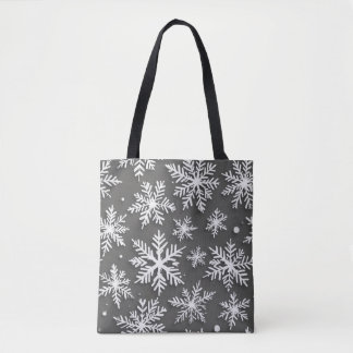 eine Tasche mit Schneeflockenmuster