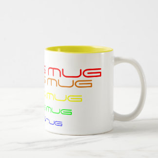 Eine Tasse für Mama in den Regenbogen-Farben