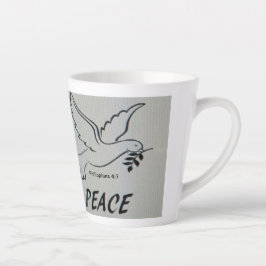 Eine Tasse mit Friedenstaube und Schrift
