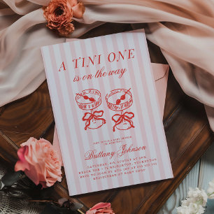 Eine Tini-Dusche ist unterwegs Einladung